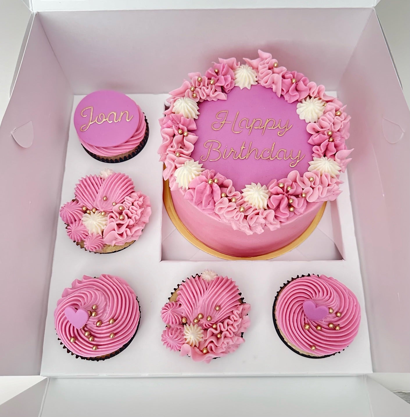 Bento Cake with Cupcakes